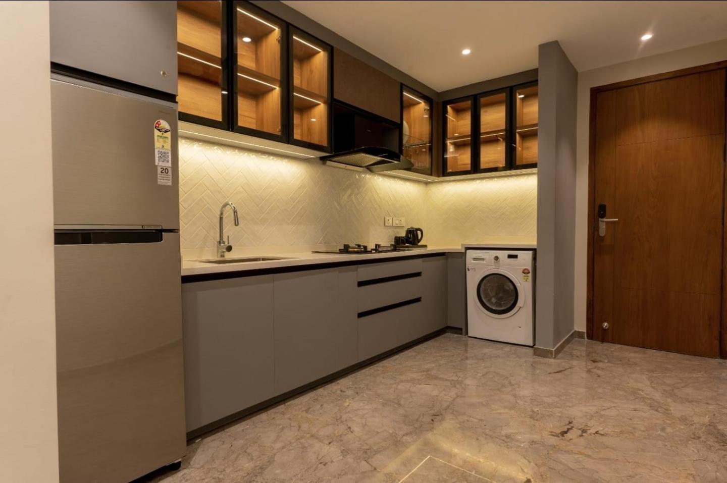 Seashell Apartments Кожикод Екстериор снимка